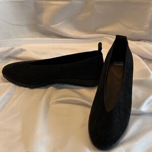 Eileen Fisher Women's Black Suede Loafers